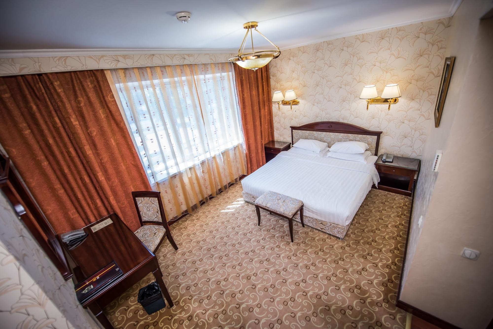 G Empire Hotel Astana Luaran gambar