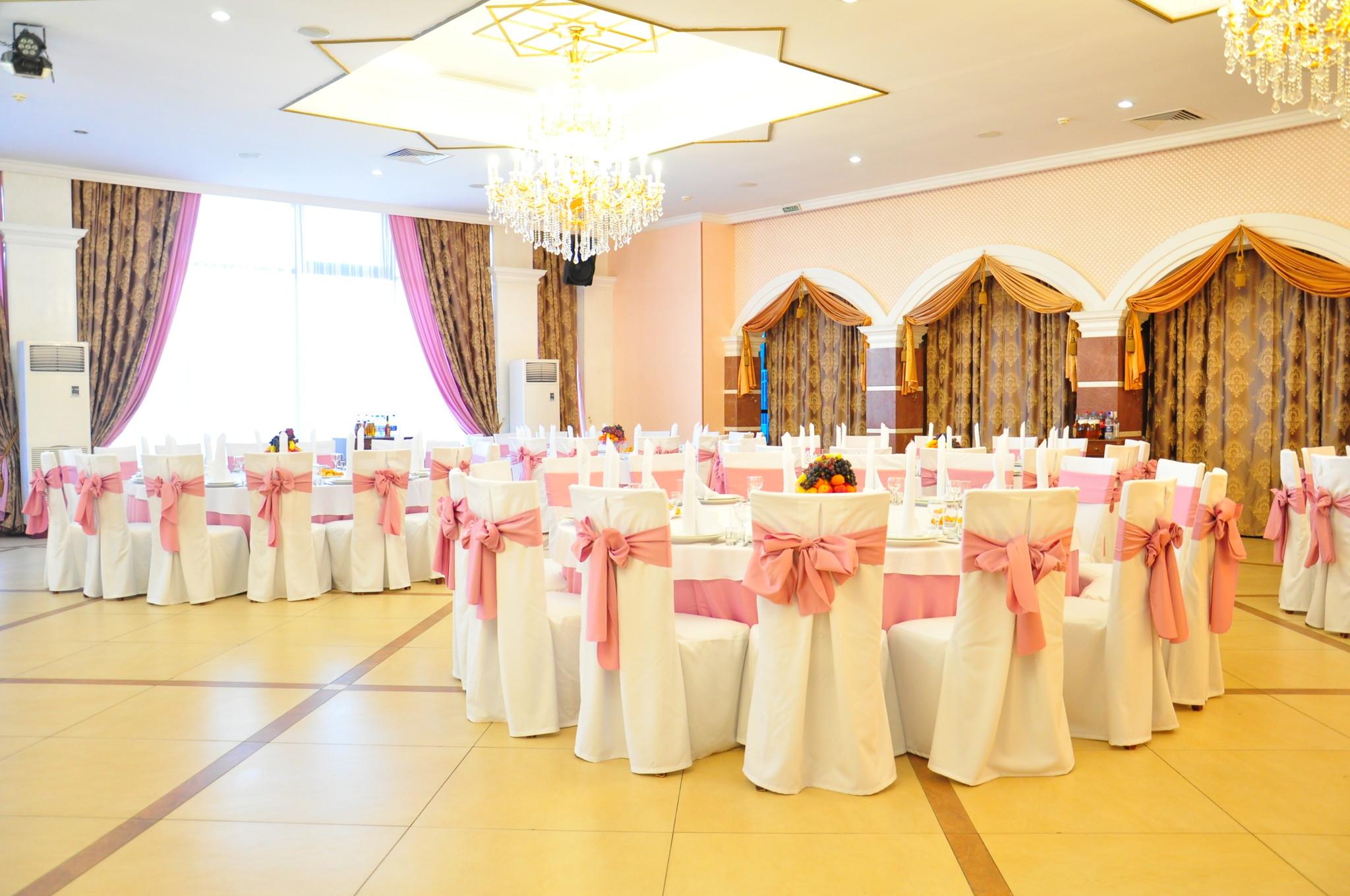 G Empire Hotel Astana Luaran gambar