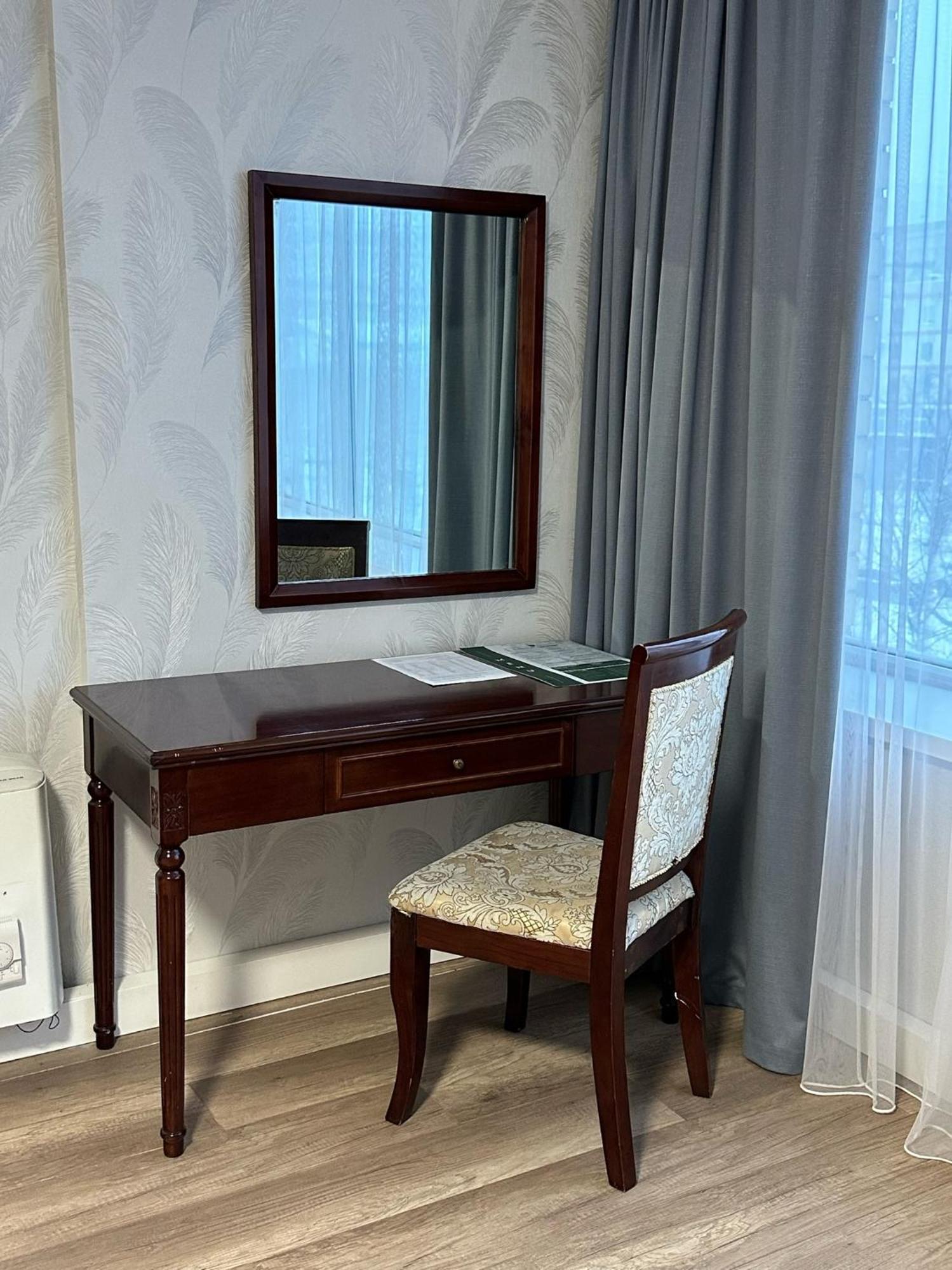 G Empire Hotel Astana Luaran gambar