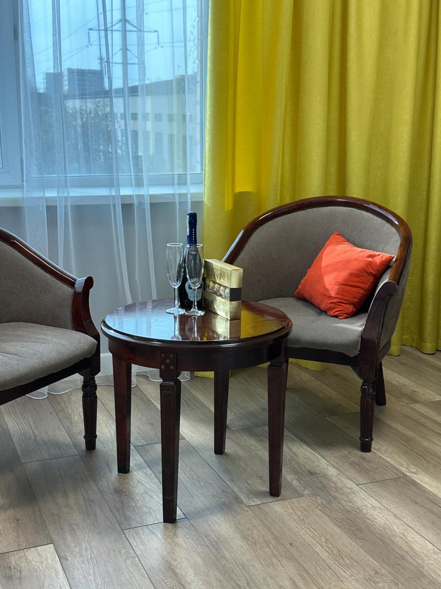 G Empire Hotel Astana Luaran gambar